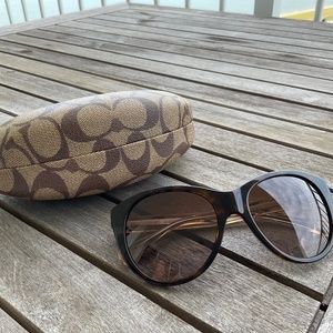 Coach Sunglasses with case